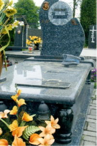 Pomnik (7)-granirex.pl