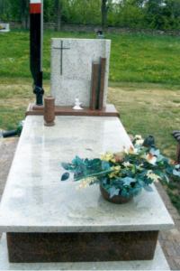 Pomnik (77)-granirex.pl