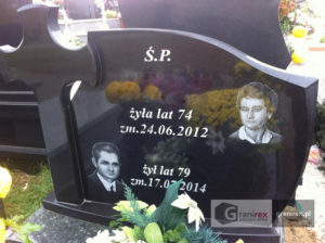 Tablica z rzeźbą 5